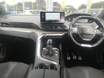 Used Peugeot 5008 2022 for sale - 75477036: Photo