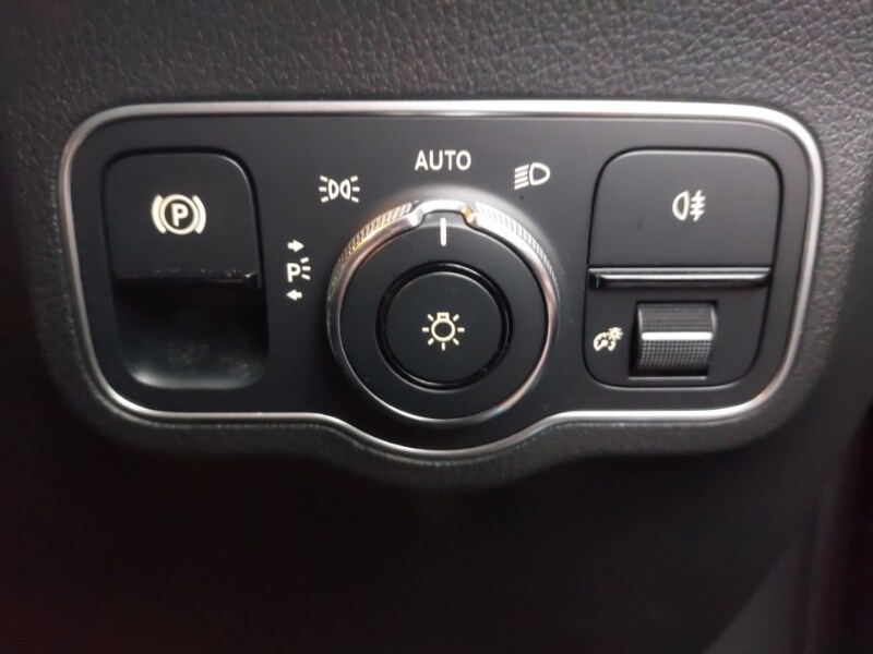 Used Mercedes-Benz EQA 2021 for sale - 76907438: Photo 12