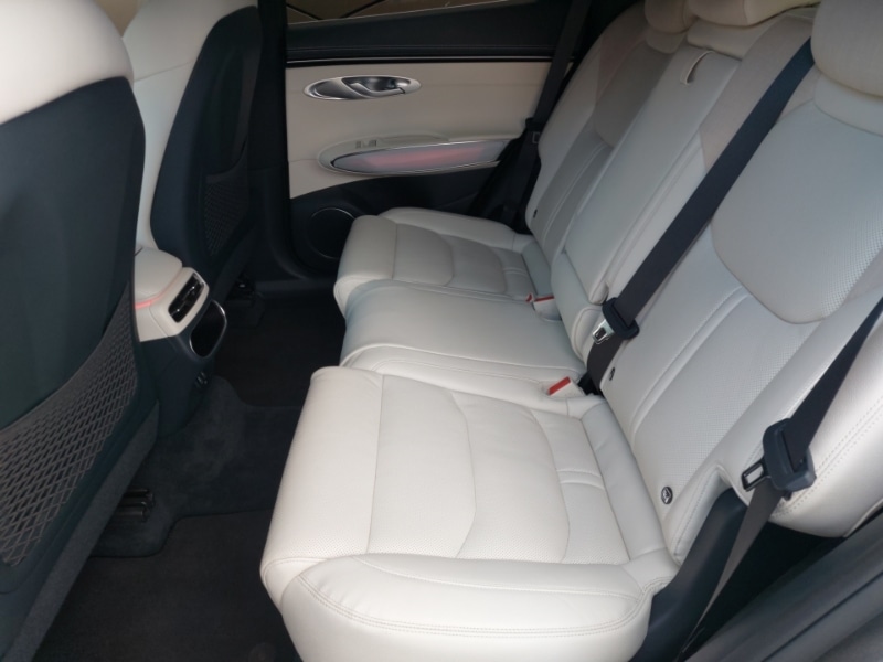 Used Genesis GV70 2023 for sale - 77285087: Photo 6