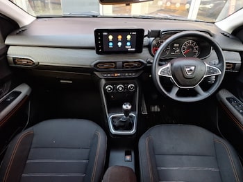 Used Dacia Sandero Stepway 2022 for sale - 77358099: Photo