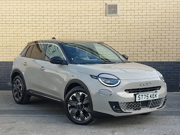 2025 - 1.2 Hybrid 48V 136 La Prima 5dr eDCT-6