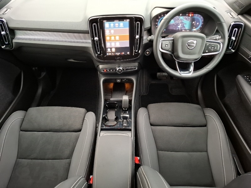Used Volvo XC40 2025 for sale - 77142380: Photo 2