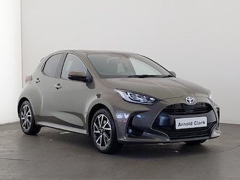 Used Toyota Yaris 2023 for sale - 78428789: Photo