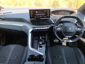 Used Peugeot 3008 2024 for sale - 79647411: Photo
