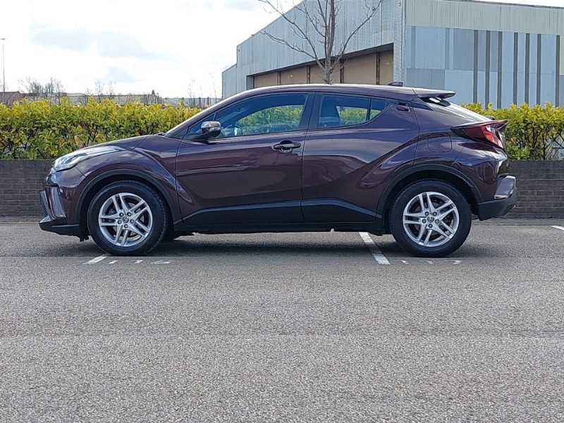 Used Toyota C-HR 2023 for sale - 78023270: Photo 4