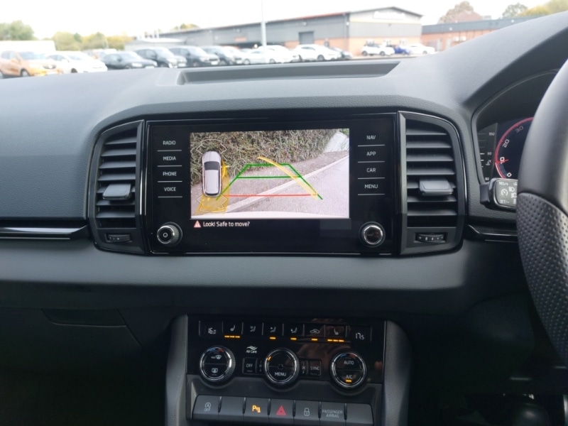 Used Skoda Karoq 2024 for sale - 76293735: Photo 11