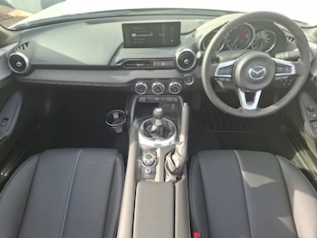 Used Mazda MX-5 2025 for sale - 76160094: Photo 2