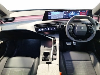 Used Peugeot 5008 2025 for sale - 78347010: Photo