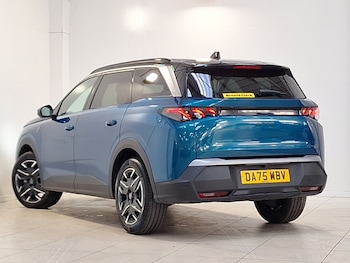 Used Peugeot 5008 2025 for sale - 78347010: Photo