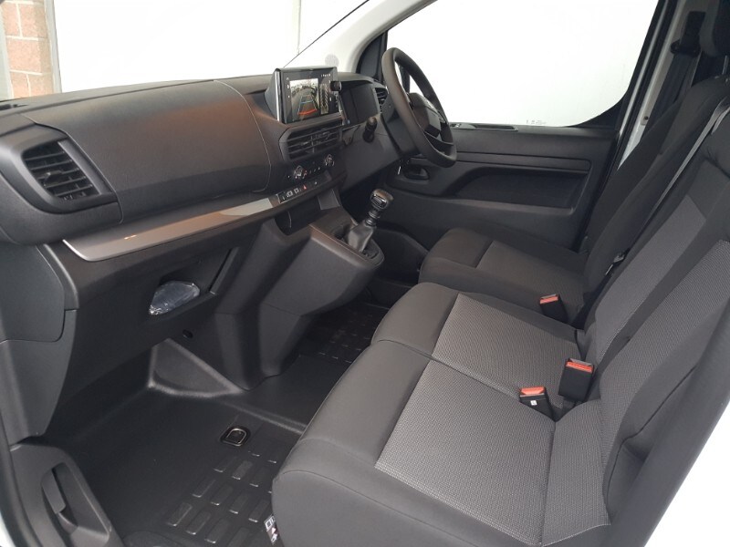 Used Vauxhall Vivaro 2024 for sale - 77184533: Photo 5