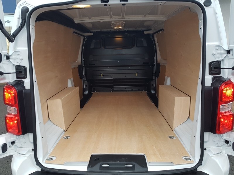 Used Vauxhall Vivaro 2024 for sale - 77184533: Photo 8