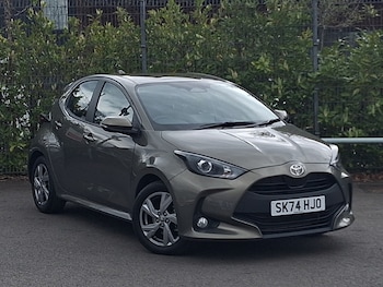 Used Toyota Yaris 2024 for sale - 78616938: Photo