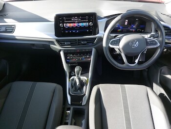 Used Volkswagen T-Roc 2023 for sale - 75882325: Photo