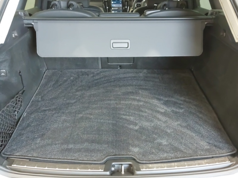 Used Volvo XC60 2023 for sale - 76578782: Photo 8