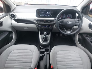 Used Hyundai i10 2022 for sale - 79572996: Photo