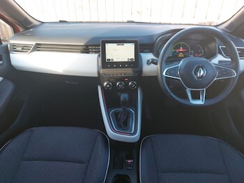 Used Renault Clio 2023 for sale - 77299047: Photo
