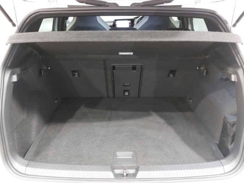 Used Volkswagen Golf 2021 for sale - 77060005: Photo 8