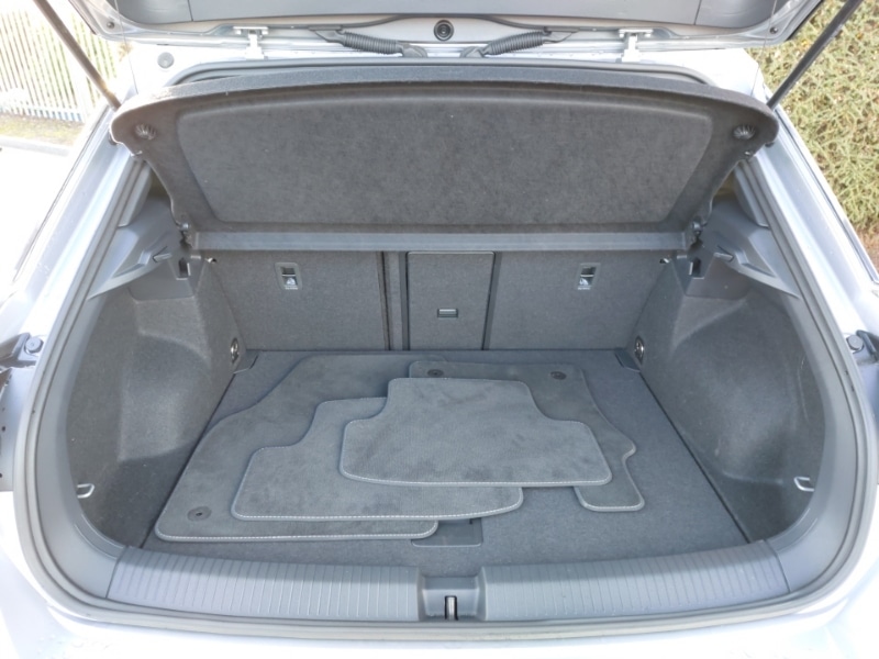 Used Volkswagen T-Roc 2025 for sale - 77004018: Photo 8