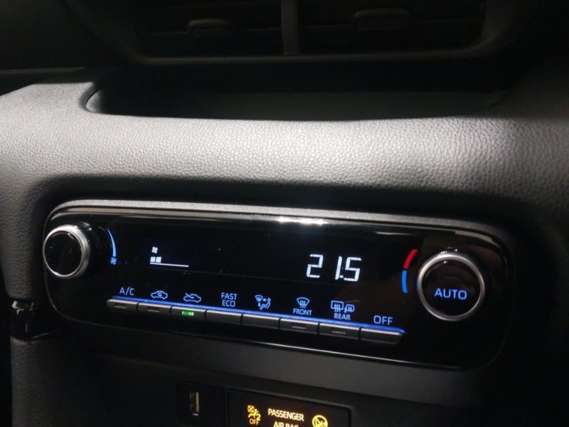 Used Toyota Yaris 2022 for sale - 77851873: Photo 12