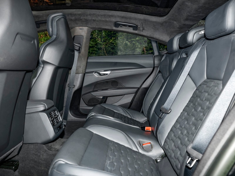 Used Audi e-tron GT 2023 for sale - 77924601: Photo 6