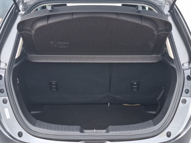 Used Mazda Mazda2 2023 for sale - 76392755: Photo 8