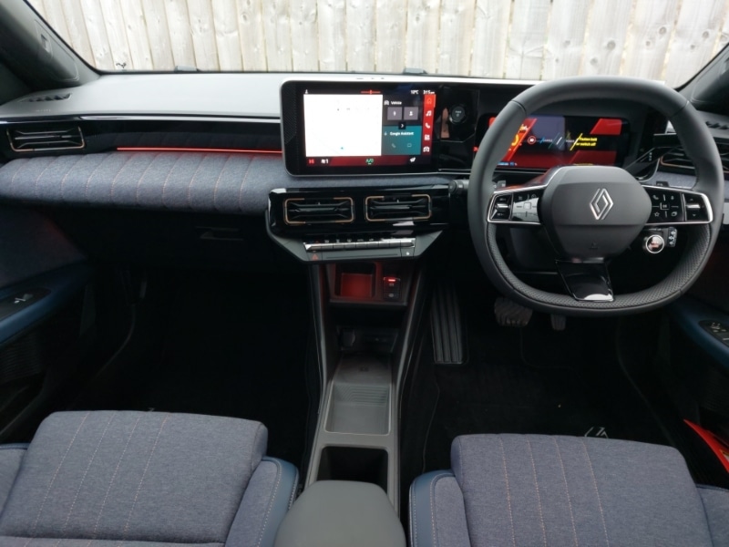 Used Renault 4 2025 for sale - 77875563: Photo 2