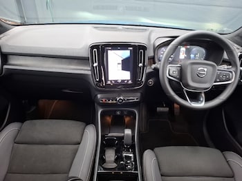 Used Volvo XC40 2022 for sale - 77184577: Photo