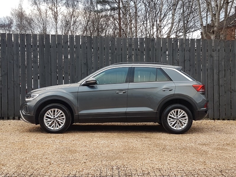 Used Volkswagen T-Roc 2022 for sale - 77371667: Photo 4