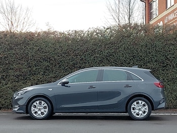 Used Kia Ceed 2022 for sale - 77115384: Photo