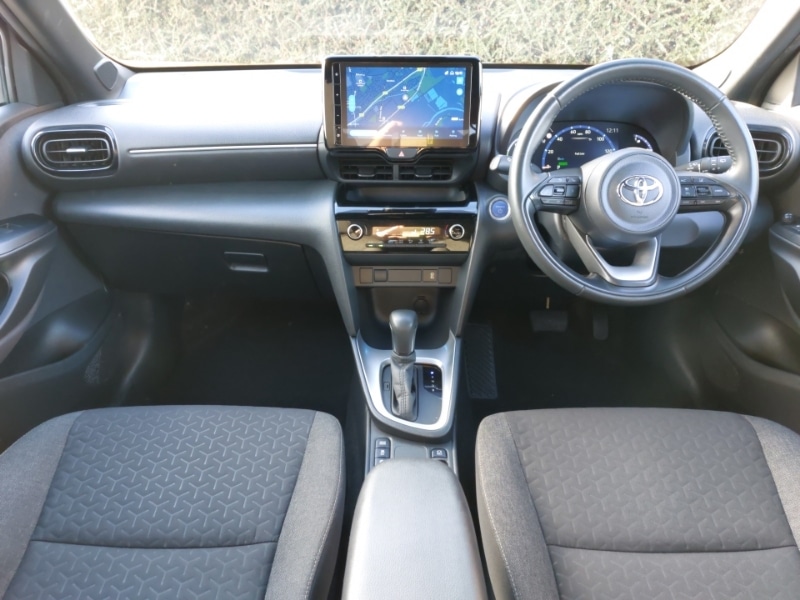 Used Toyota Yaris Cross 2022 for sale - 77912605: Photo 2