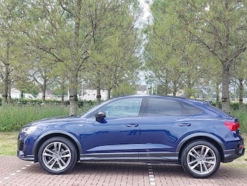Used Audi Q3 2023 for sale - 79406353: Photo