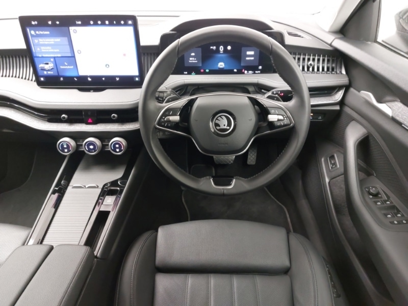 Used Skoda Superb 2024 for sale - 76560721: Photo 7