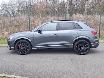 Used Audi RS Q3 2023 for sale - 77912700: Photo