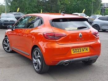 Used Renault Clio 2023 for sale - 78848432: Photo