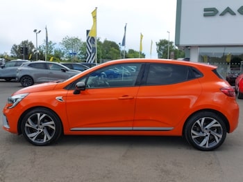 Used Renault Clio 2023 for sale - 78848432: Photo