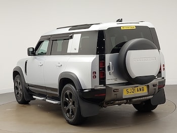 Used Land Rover Defender 2021 for sale - 78928015: Photo