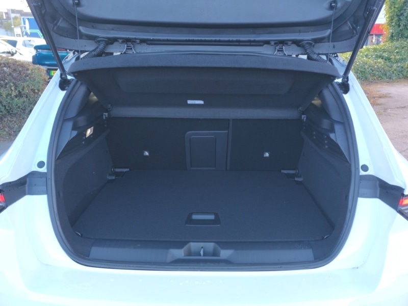 Used Vauxhall Astra 2025 for sale - 77992302: Photo 8