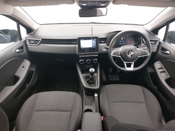 Used Renault Clio 2022 for sale - 78777421: Photo