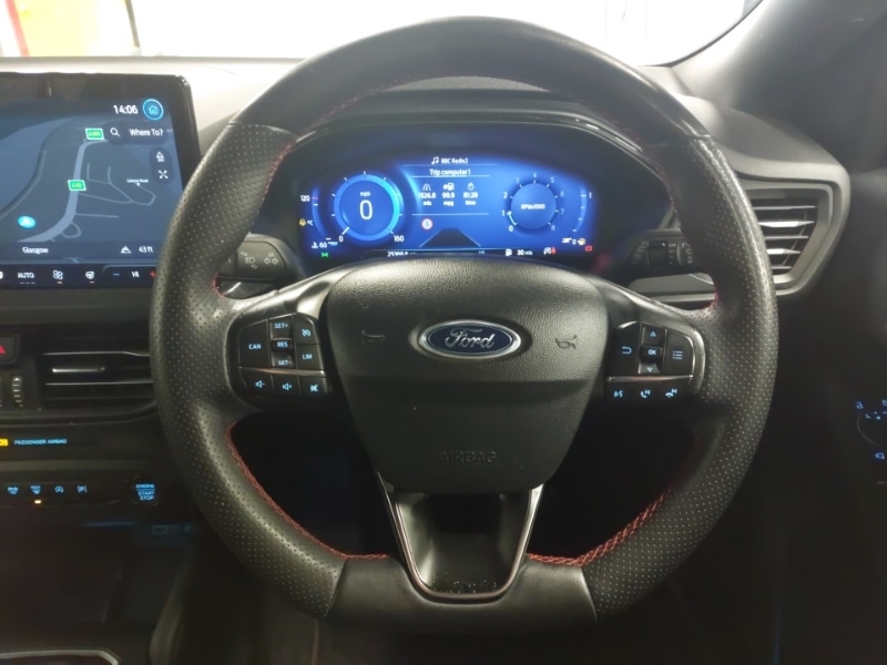 Used Ford Focus 2022 for sale - 76967625: Photo 12