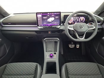 Used Volkswagen T-Roc 2026 for sale - 79310285: Photo
