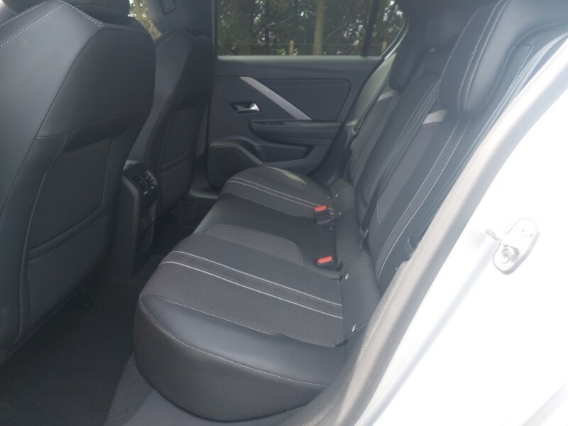 Used Vauxhall Astra 2024 for sale - 76351386: Photo 6