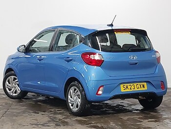 Used Hyundai i10 2023 for sale - 77424026: Photo