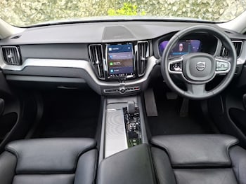Used Volvo XC60 2023 for sale - 79419744: Photo