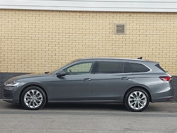 Used Skoda Superb 2024 for sale - 76624187: Photo