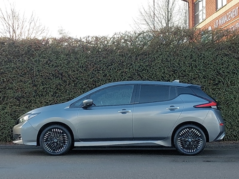 Used Nissan Leaf 2022 for sale - 77992123: Photo 4