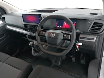 Used Vauxhall Vivaro 2024 for sale - 77298952: Photo