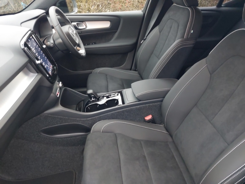 Used Volvo XC40 2025 for sale - 77449257: Photo 5