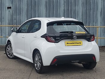 Used Toyota Yaris 2023 for sale - 78490820: Photo