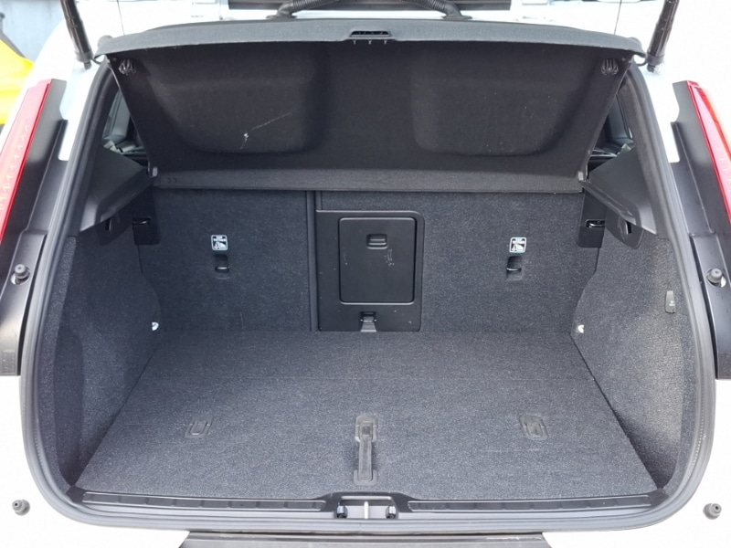 Used Volvo XC40 2024 for sale - 76695331: Photo 8