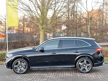 Used Mercedes-Benz GLC 2023 for sale - 77389488: Photo